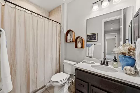 Bath - 14012 Beartooth Bend Trl, Conroe, TX 77384 photo 4 of 6