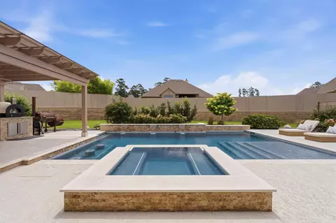 Exterior - 14012 Beartooth Bend Trl, Conroe, TX 77384 photo 14 of 15