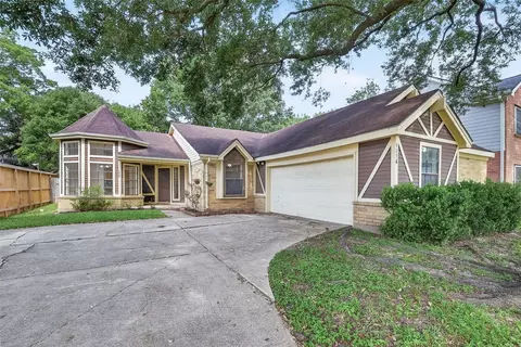 1114 Wentworth Dr, Pearland, TX 77584
