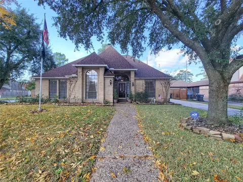 5810 Glenmere Ln, Spring, TX 77379