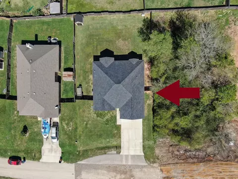 View/Area - 12426 Hackberry Dr, Willis, TX 77318 photo 3 of 5