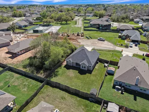 View/Area - 12426 Hackberry Dr, Willis, TX 77318 photo 2 of 5