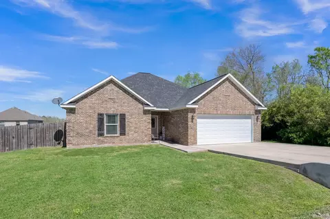 Exterior - 12426 Hackberry Dr, Willis, TX 77318 photo 3 of 9