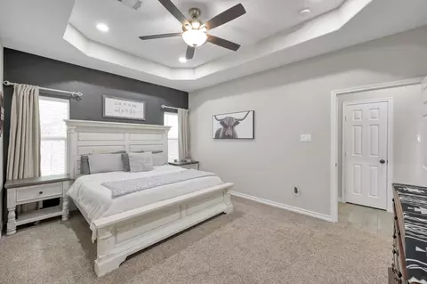 Bedroom - 12426 Hackberry Dr, Willis, TX 77318 photo 4 of 9