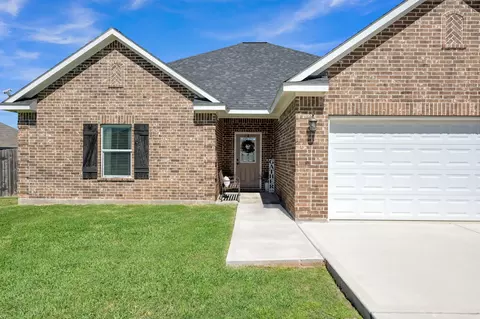 Exterior - 12426 Hackberry Dr, Willis, TX 77318 photo 4 of 9