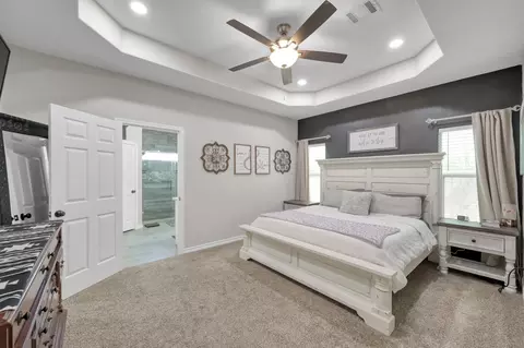 Bedroom - 12426 Hackberry Dr, Willis, TX 77318 photo 1 of 9