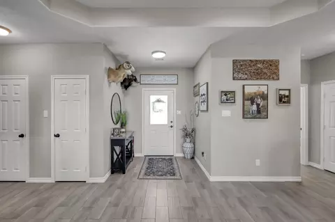 Entry Way - 12426 Hackberry Dr, Willis, TX 77318 photo 2 of 8