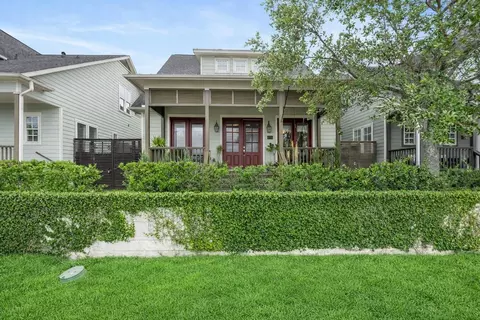 8710 Emnora Ln, Houston, TX 77080