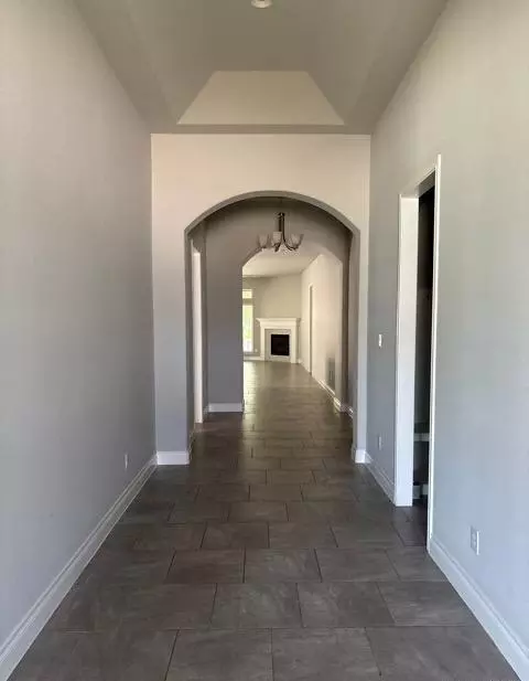 Entry Way - 253 Trillium Park Loop, Conroe, TX 77304 photo 2 of 3