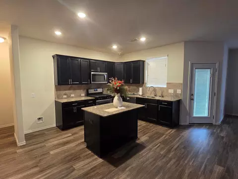 Kitchen - 2103 Lost Timbers Dr, Conroe, TX 77304 photo 1 of 1