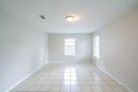 Living - 5023 Glendower Dr, Spring, TX 77373 photo 8 of 10