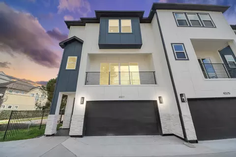 4327 Center St, Houston, TX 77007