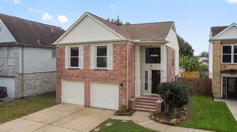 13635 Repa Ln, Houston, TX 77014
