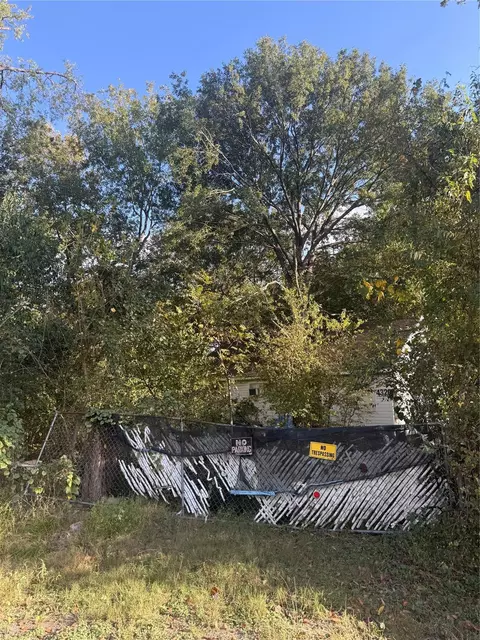 4320 Banner Dr, Houston, TX 77013