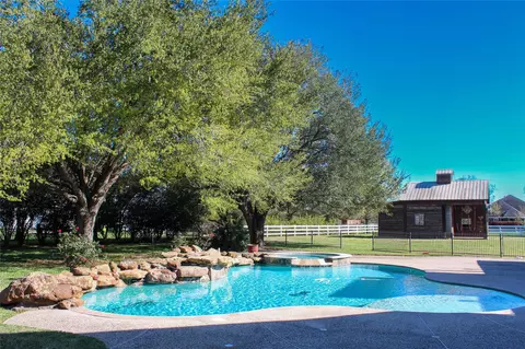 19907 Stone Lake Cir, Tomball, TX 77377