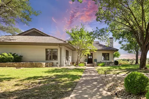 1609 Clubhouse Hill Dr, Spicewood, TX 78669