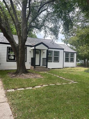 714 Morrell, Baytown, TX 77520