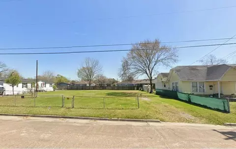 108 N Randall St, Pasadena, TX 77506