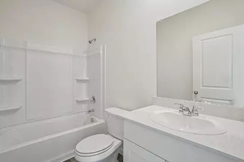 Bath - 18669 Shauna Danielle Dr, New Caney, TX 77357 photo 2 of 2