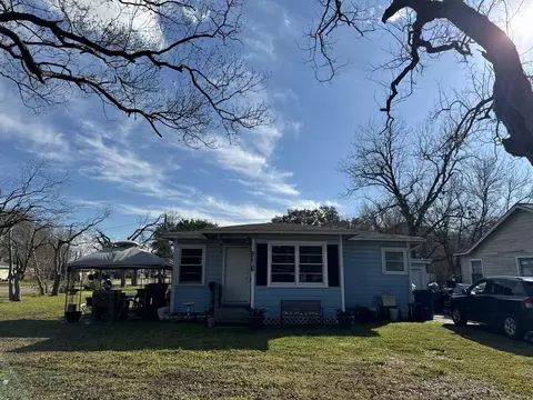 2103 3rd Ave N, Texas City, TX 77590