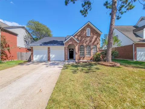 1422 Mabry Mill Rd, Houston, TX 77062