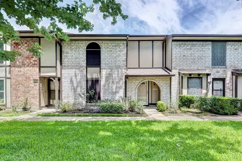 11548 S Kirkwood Rd, Stafford, TX 77477