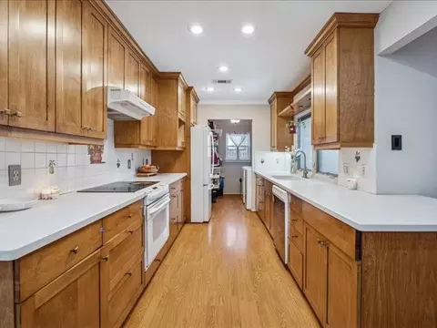 Kitchen - 3902 Broken Elm Dr, Spring, TX 77388 photo 1 of 2