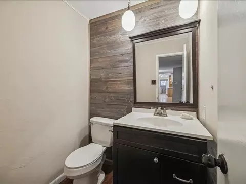 Bath - 3902 Broken Elm Dr, Spring, TX 77388 photo 3 of 3