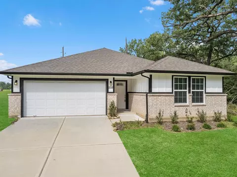 232 Pinnacle, Trinity, TX 75862 photo 1
