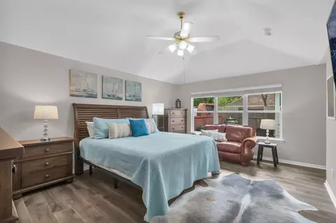 Bedroom - 6407 Sparrows Glen Ln, Spring, TX 77379 photo 3 of 5