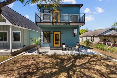 125 4th St, San Leon, TX 77539