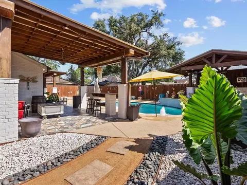 3923 Geronimo Ln, Pasadena, TX 77505 photo 1