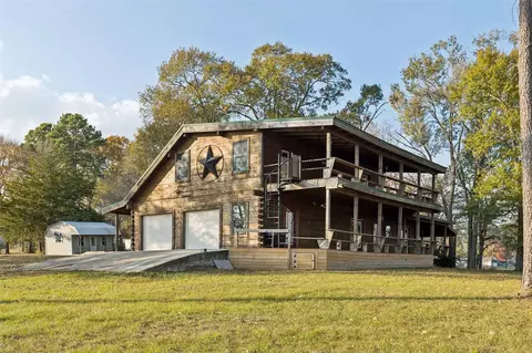 Exterior - 384 Lonesome Dove Trl, Trinity, TX 75862 photo 3 of 11