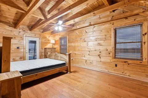Bedroom - 384 Lonesome Dove Trl, Trinity, TX 75862 photo 8 of 8