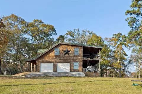 Exterior - 384 Lonesome Dove Trl, Trinity, TX 75862 photo 2 of 11