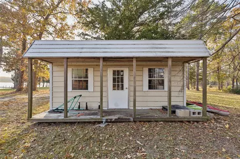 Exterior - 384 Lonesome Dove Trl, Trinity, TX 75862 photo 10 of 11