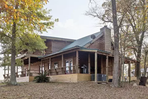 Exterior - 384 Lonesome Dove Trl, Trinity, TX 75862 photo 6 of 11