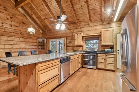 Kitchen - 384 Lonesome Dove Trl, Trinity, TX 75862 photo 1 of 3