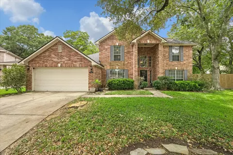 381 Oakshire Ct, League City, TX 77573