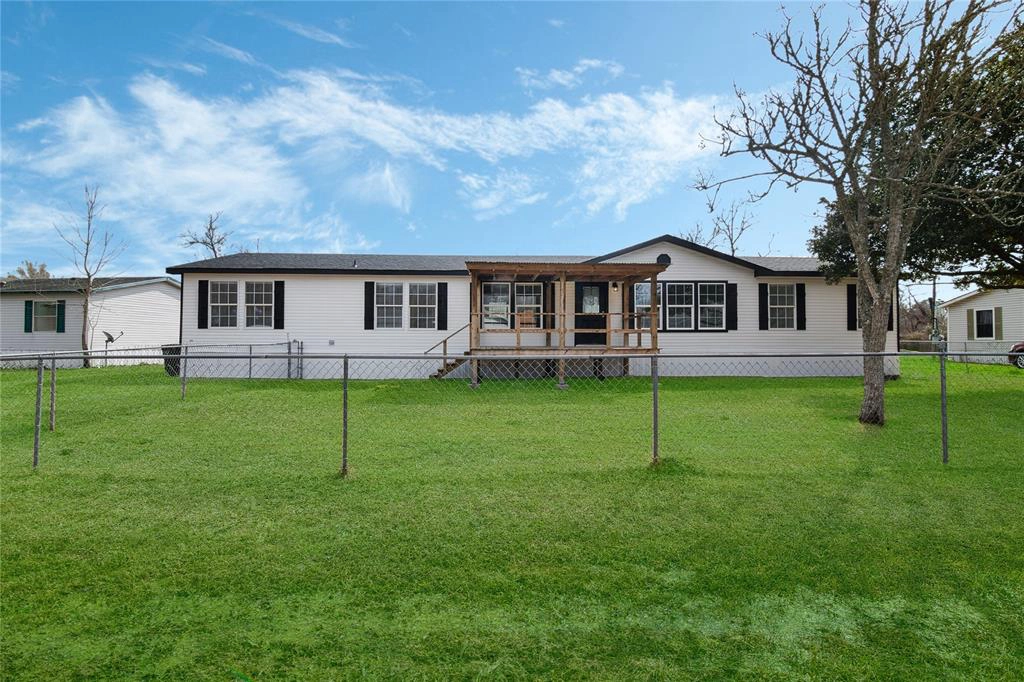 5518 Carriage Trails Dr  