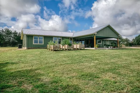 Exterior - 4601 Fm 390 E, Brenham, TX 77833 photo 16 of 17