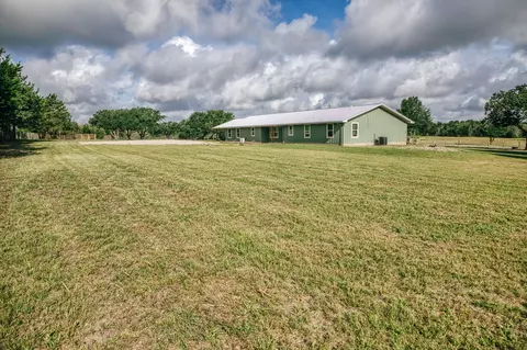 Exterior - 4601 Fm 390 E, Brenham, TX 77833 photo 8 of 17