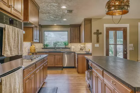 Kitchen - 4601 Fm 390 E, Brenham, TX 77833 photo 5 of 6