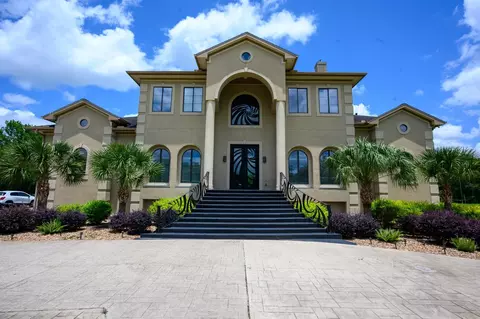 4637 Dagg Rd, Houston, TX 77048