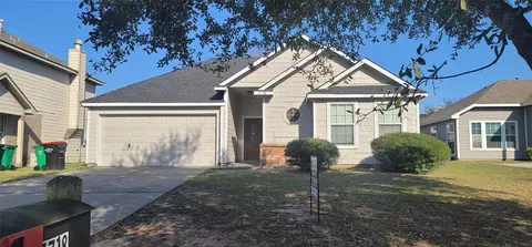 5718 Straight Way, Houston, TX 77339