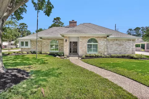12426 Normont Dr, Houston, TX 77070