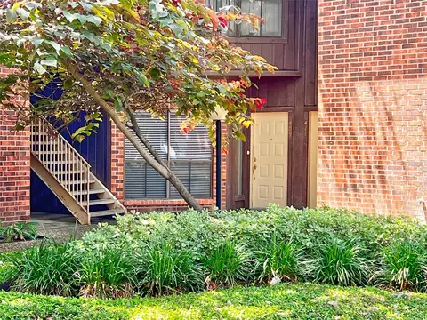 3130 SW Walnut Bend Ln SW #409, Houston, TX 77042