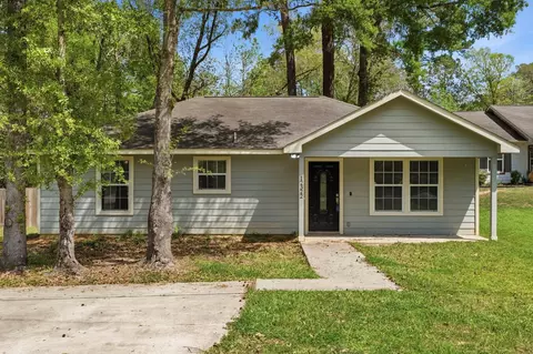 12322 Royal Lake Dr, Conroe, TX 77303
