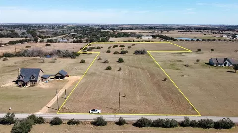 8412 Hillboldt Rd, Cat Spring, TX 78933