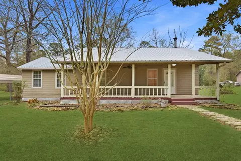 402 Anderson Rd, Livingston, TX 77351